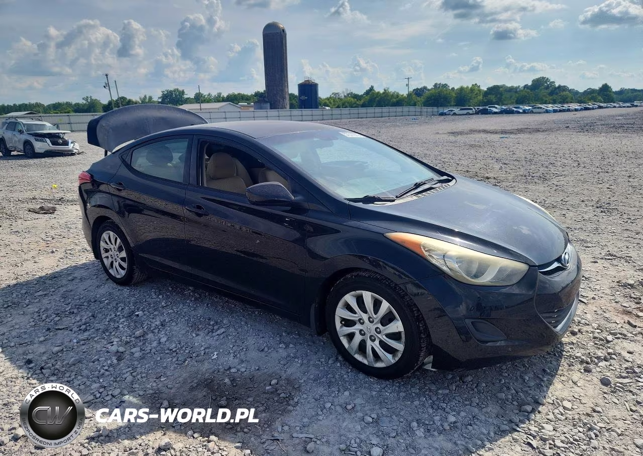 2013 Hyundai Elantra Gls VIN:5NPDH4AE7DH193462 - 4