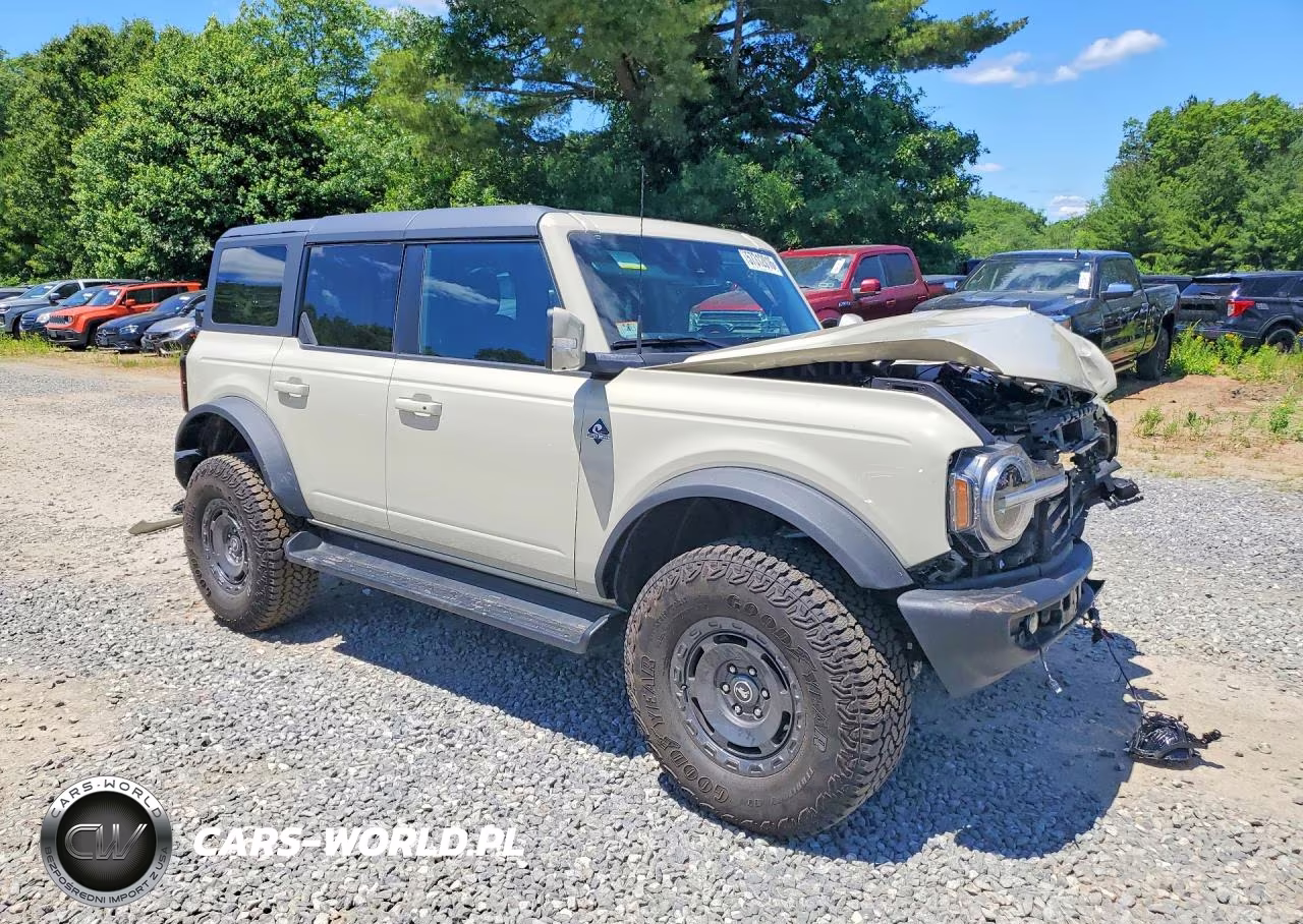 2025 Ford Bronco Outer Banks VIN:1FMEE8BH2SLB80653 - 4