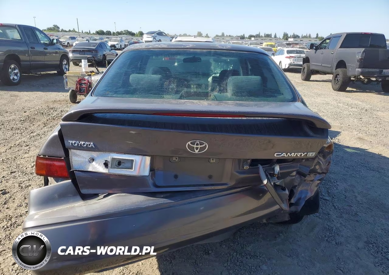 1999 Toyota Camry Le VIN:4T1BG22K7XU909446 - 6