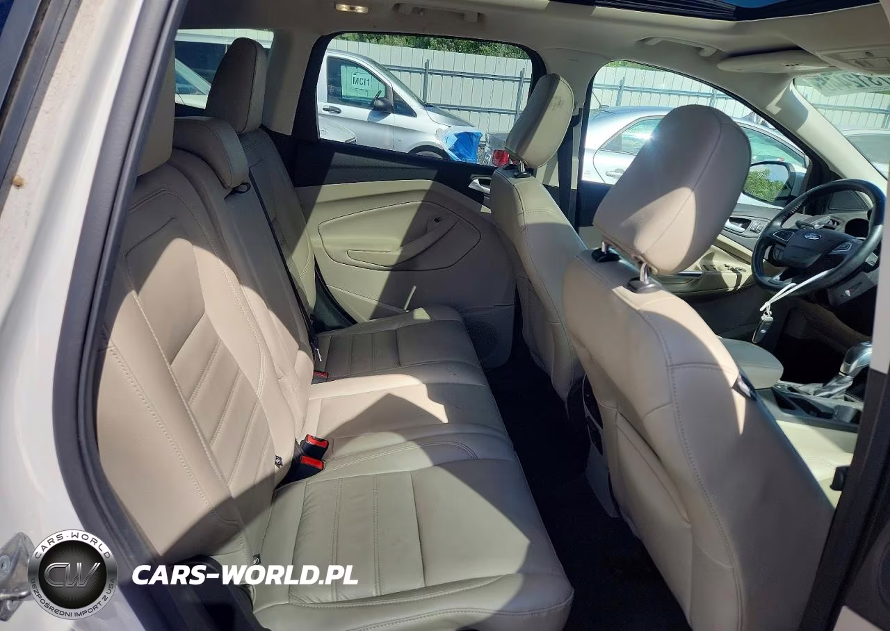 2019 Ford Escape Titanium VIN:1FMCU9J90KUA72875 - 11