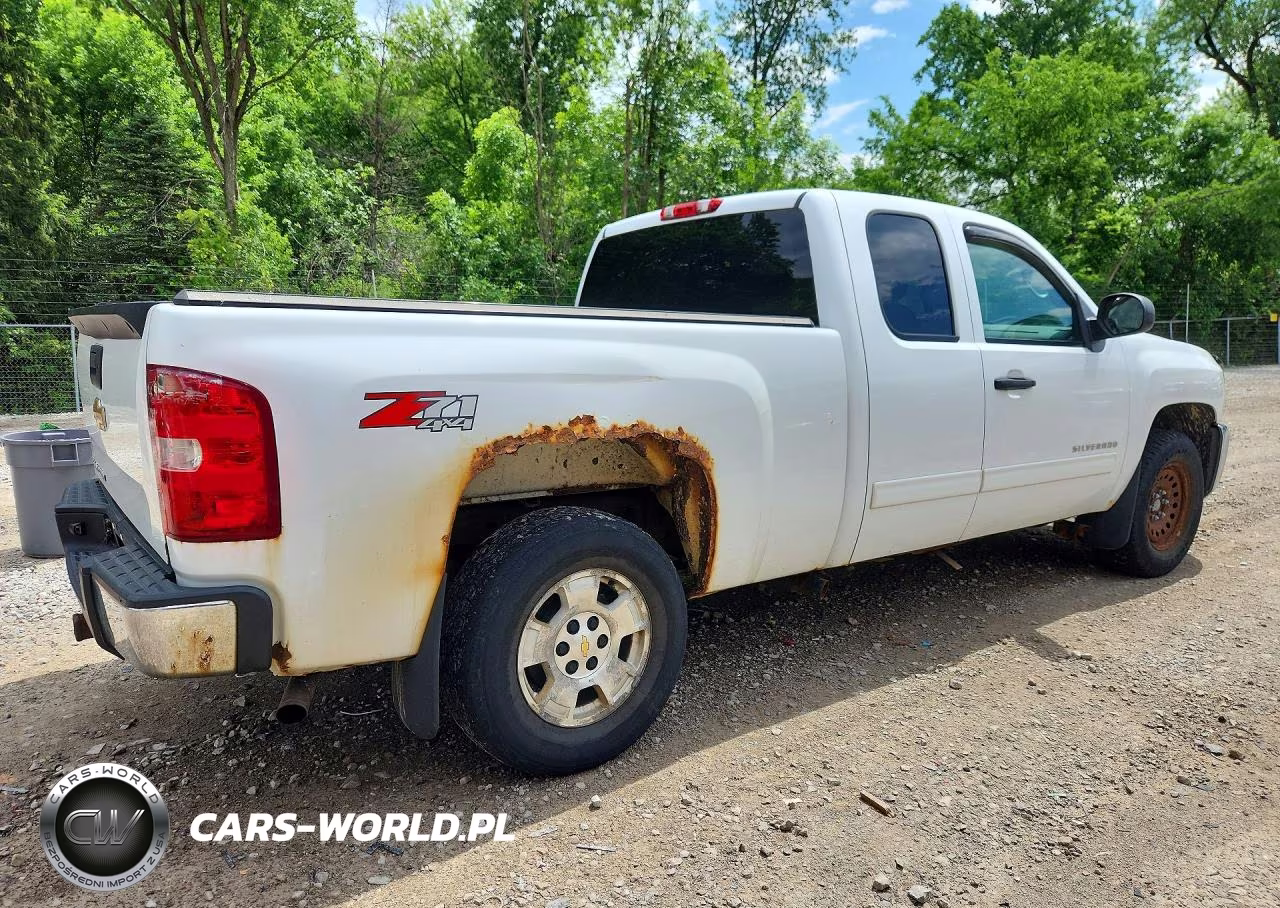 2013 Chevrolet Silverado K1500 Lt VIN:1GCRKSE76DZ151736 - 3