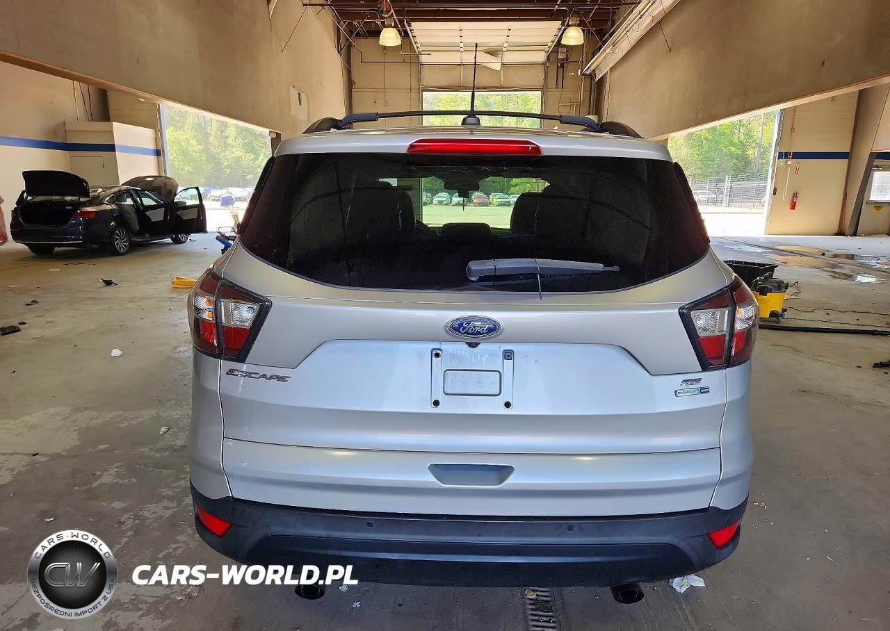 2017 Ford Escape Se VIN:1FMCU9GD4HUA56747 - 6
