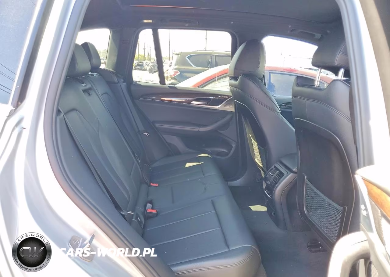 2018 BMW X3 xDrive30I VIN:5UXTR9C57JLD64206 - 10