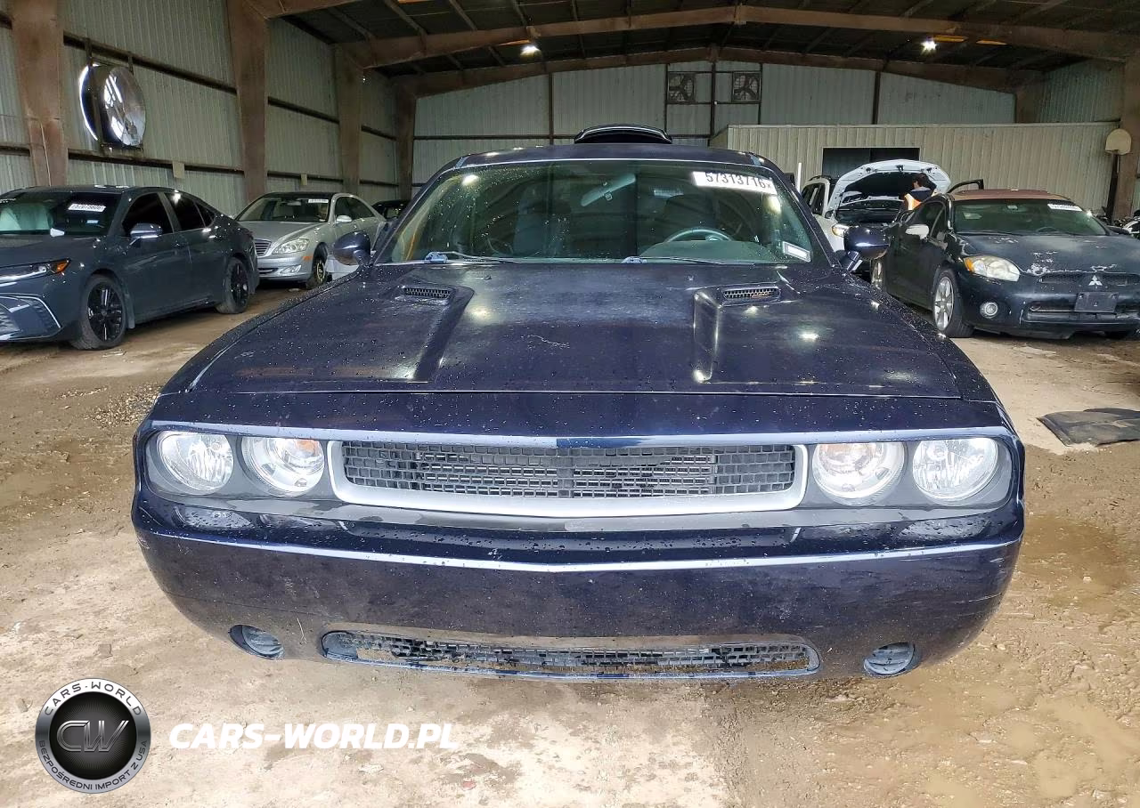 2012 Dodge Challenger Sxt VIN:2C3CDYAG2CH144696 - 5