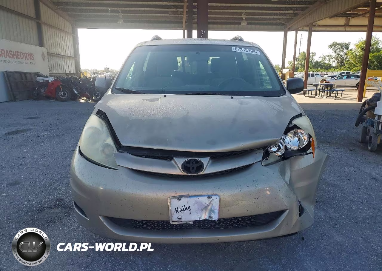 2009 Toyota Sienna Le 7-Passenger VIN:5TDZK23C09S273422 - 5