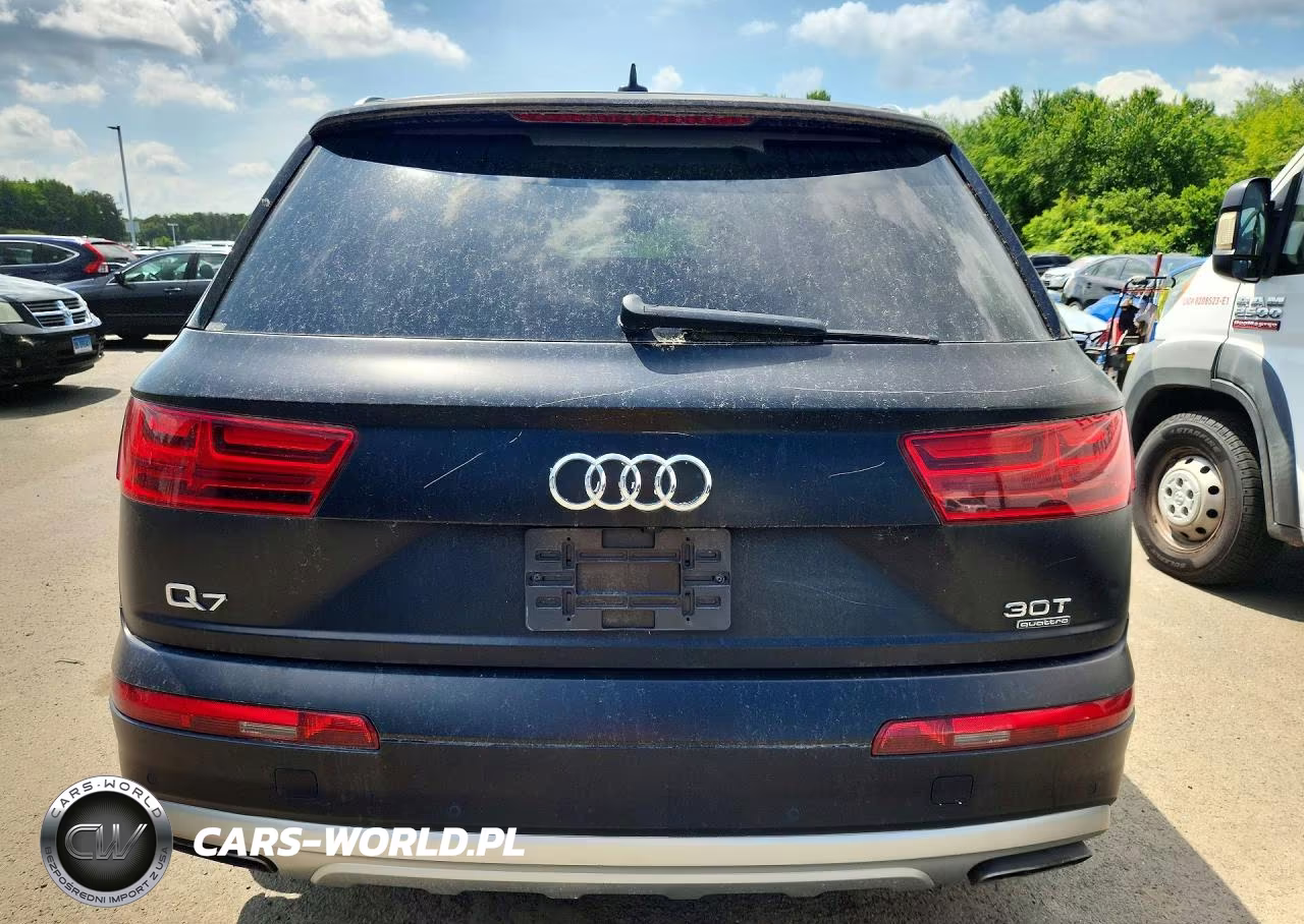 2017 Audi Q7 Premium Plus VIN:WA1LAAF72HD040325 - 6