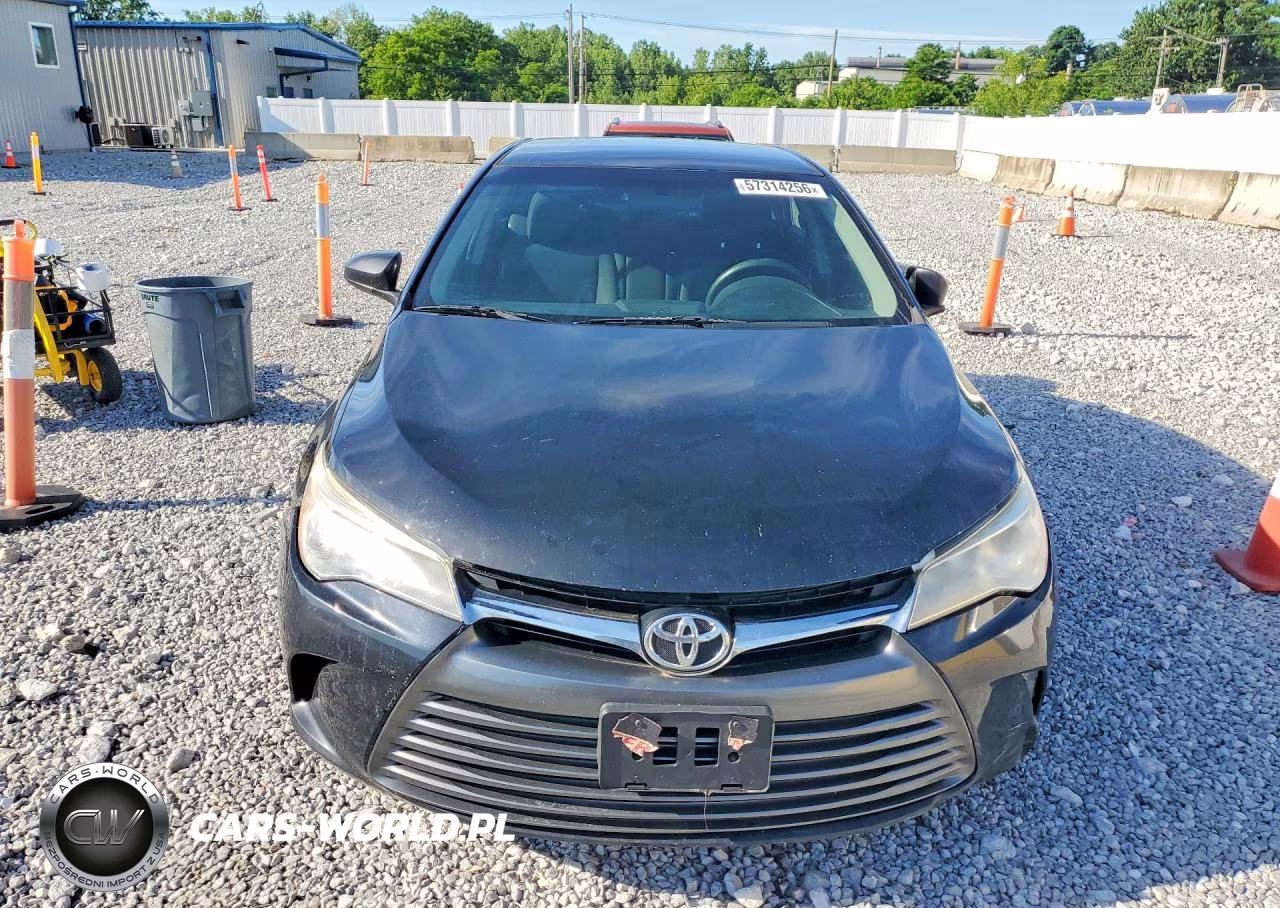 2017 Toyota Camry Le VIN:4T1BF1FK8HU796891 - 5
