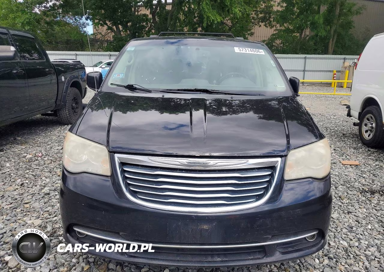 2013 Chrysler Town & Country Touring VIN:2C4RC1BG1DR604943 - 5