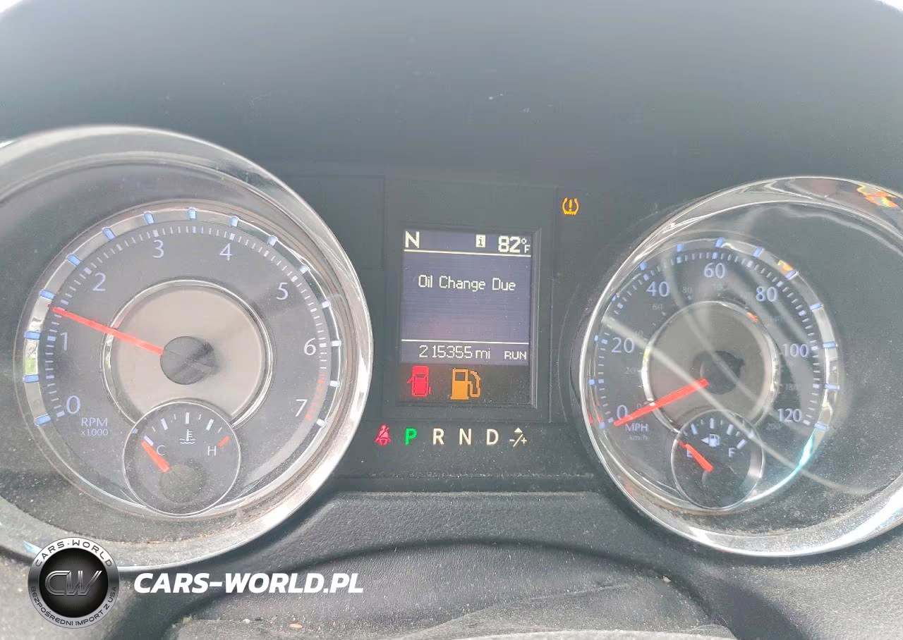 2013 Chrysler Town & Country Touring VIN:2C4RC1BG1DR604943 - 9