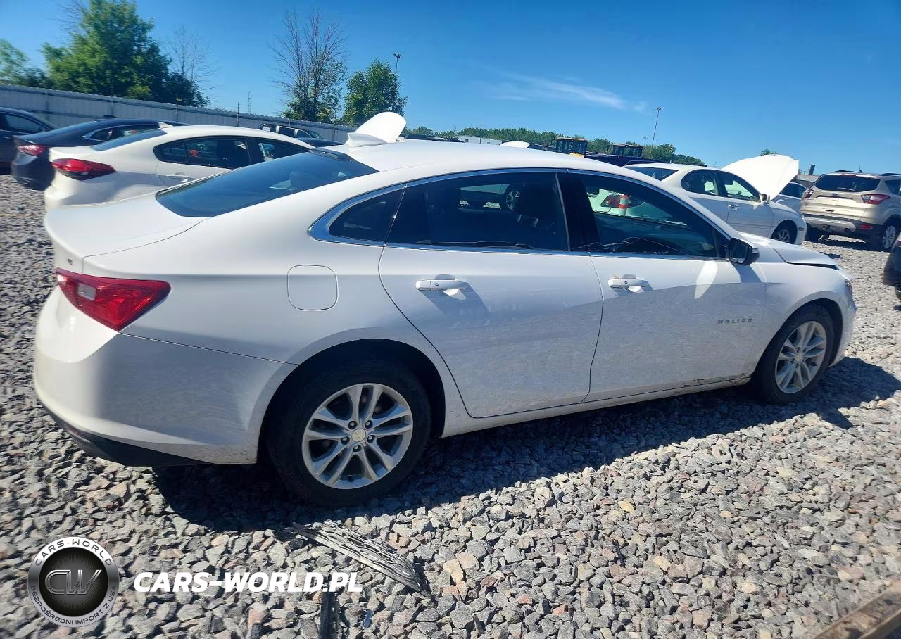 2017 Chevrolet Malibu Lt VIN:1G1ZE5ST3HF250833 - 3