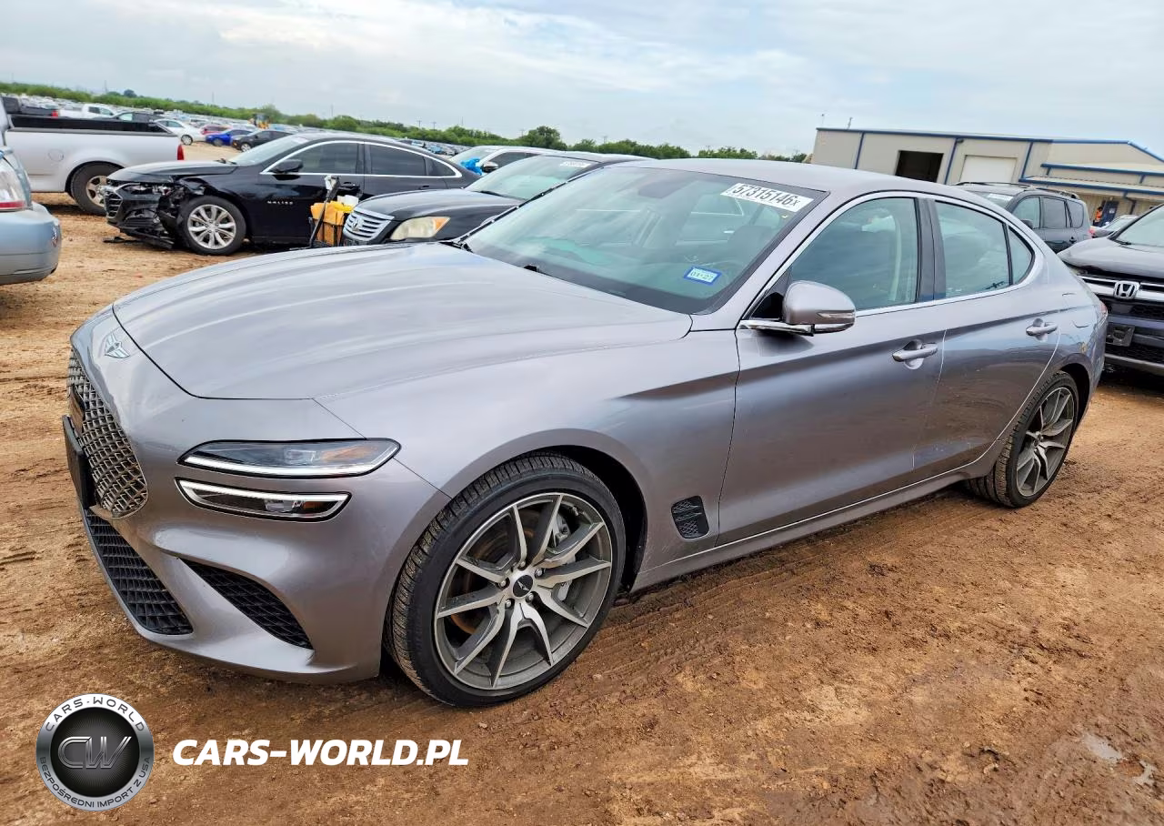 2025 Genesis G70 2.5T Standard