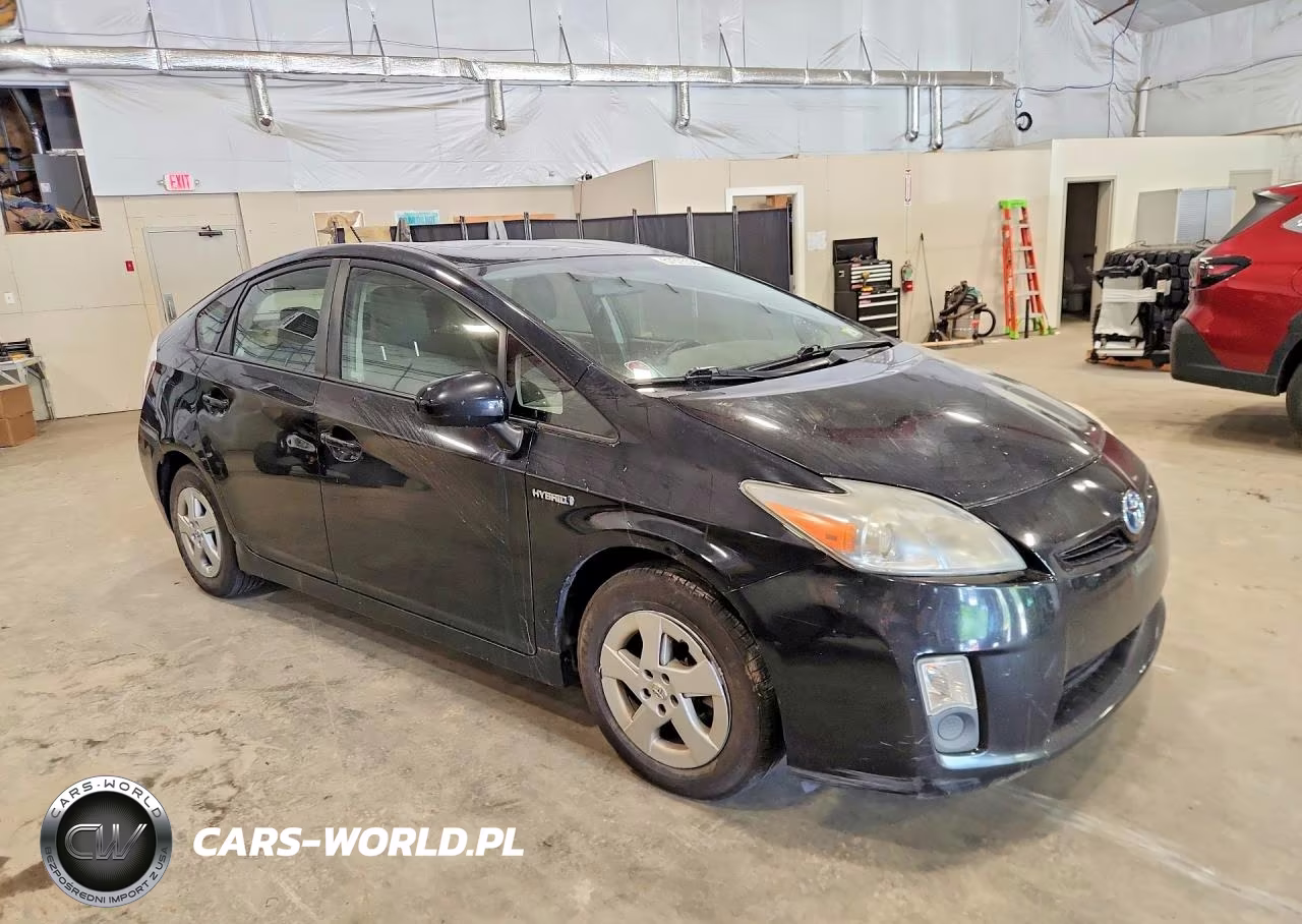 2011 Toyota Prius Three VIN:JTDKN3DU1B1376762 - 4