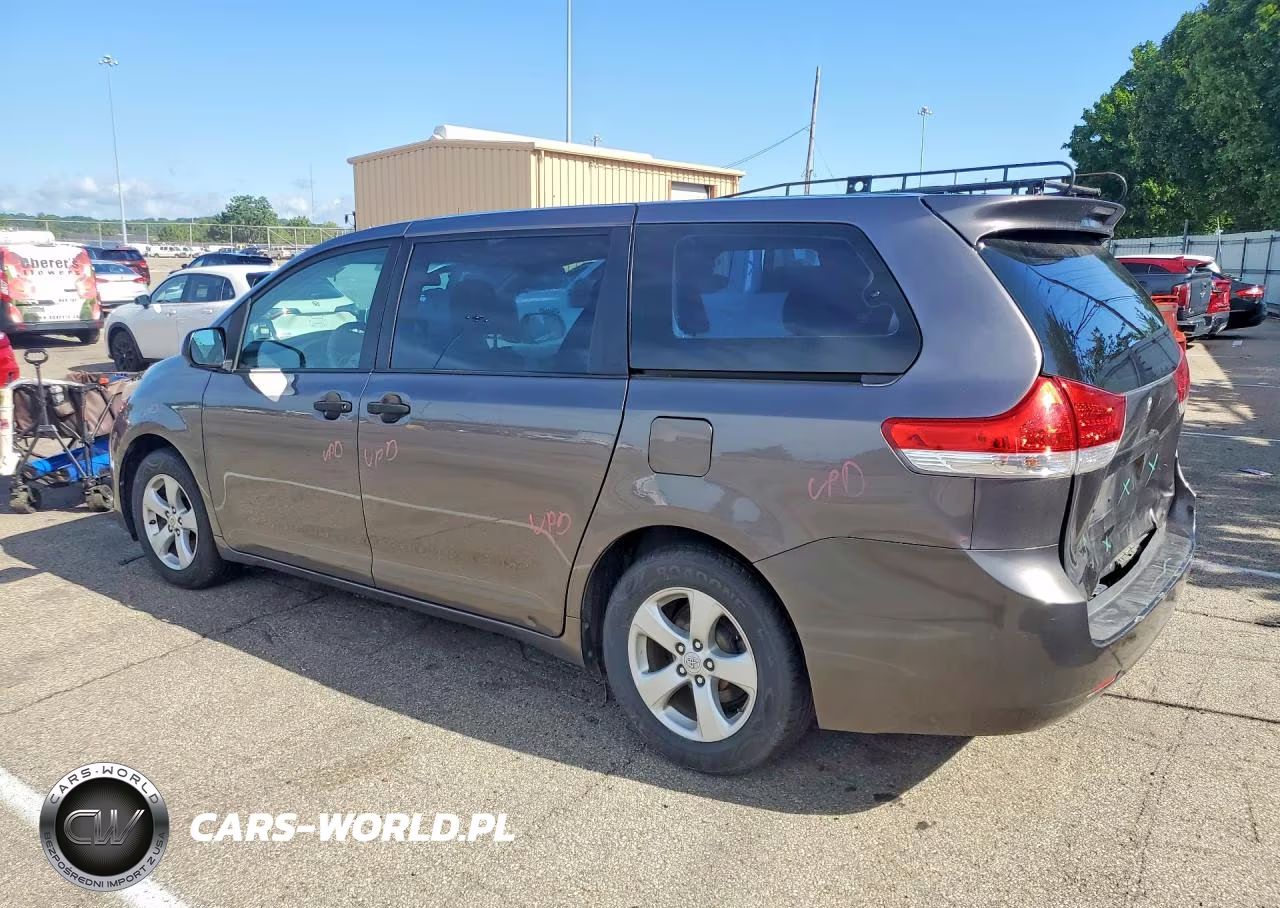 2011 Toyota Sienna Base 7-Passenger VIN:5TDZK3DC6BS045967 - 2