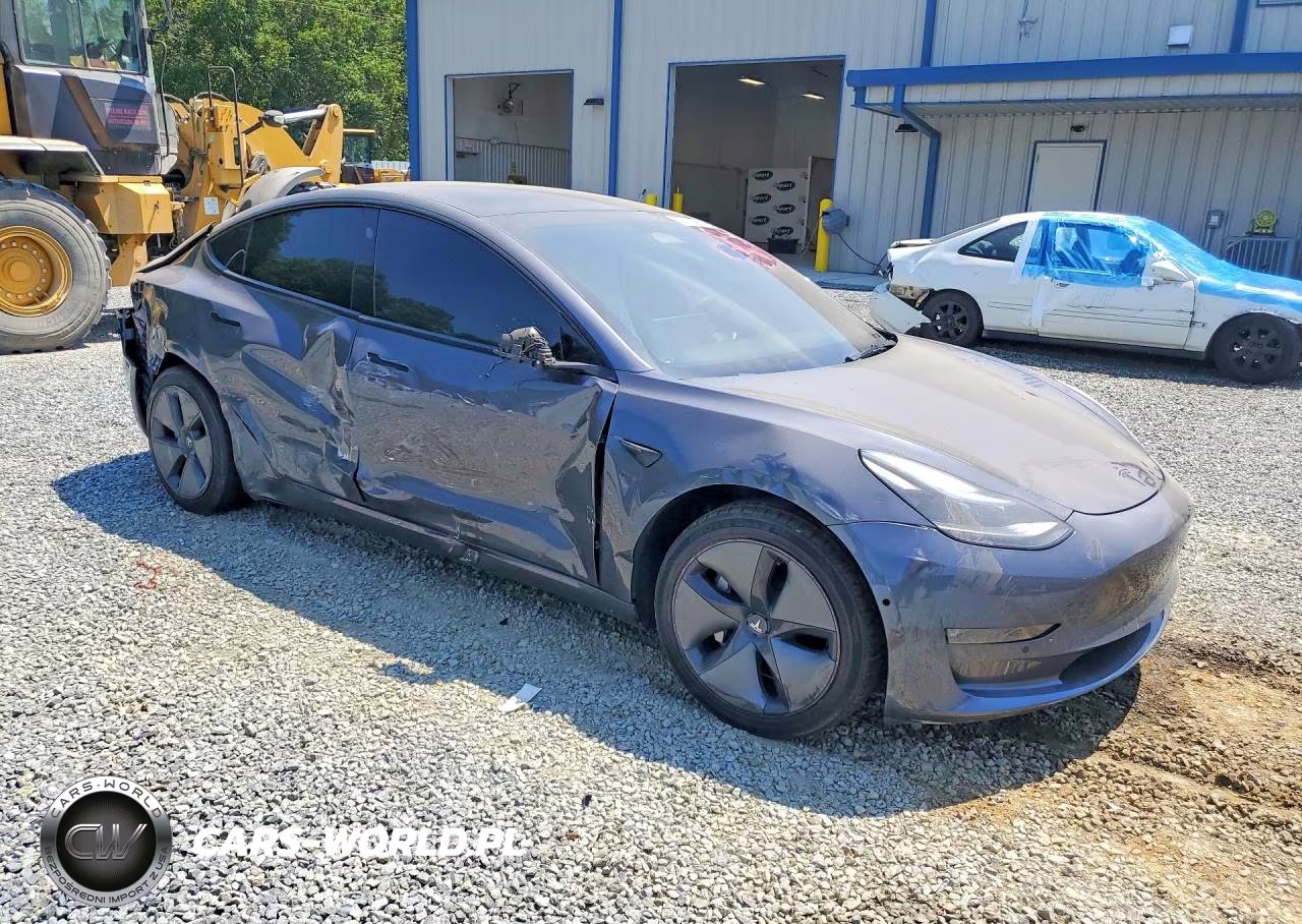 2023 Tesla Model 3 VIN:5YJ3E1EA2PF664110 - 4
