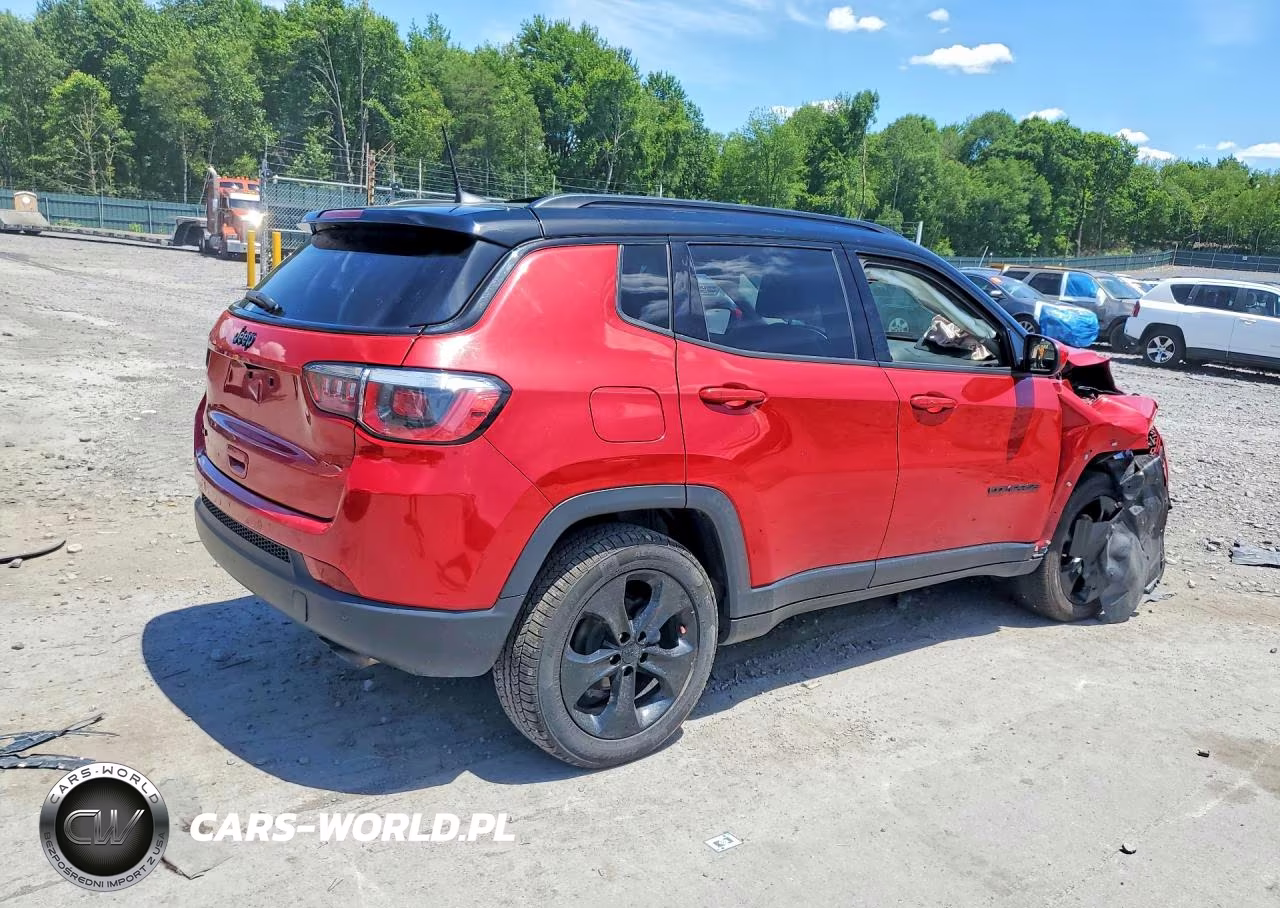 2019 Jeep Compass Latitude VIN:3C4NJDBB4KT661268 - 3