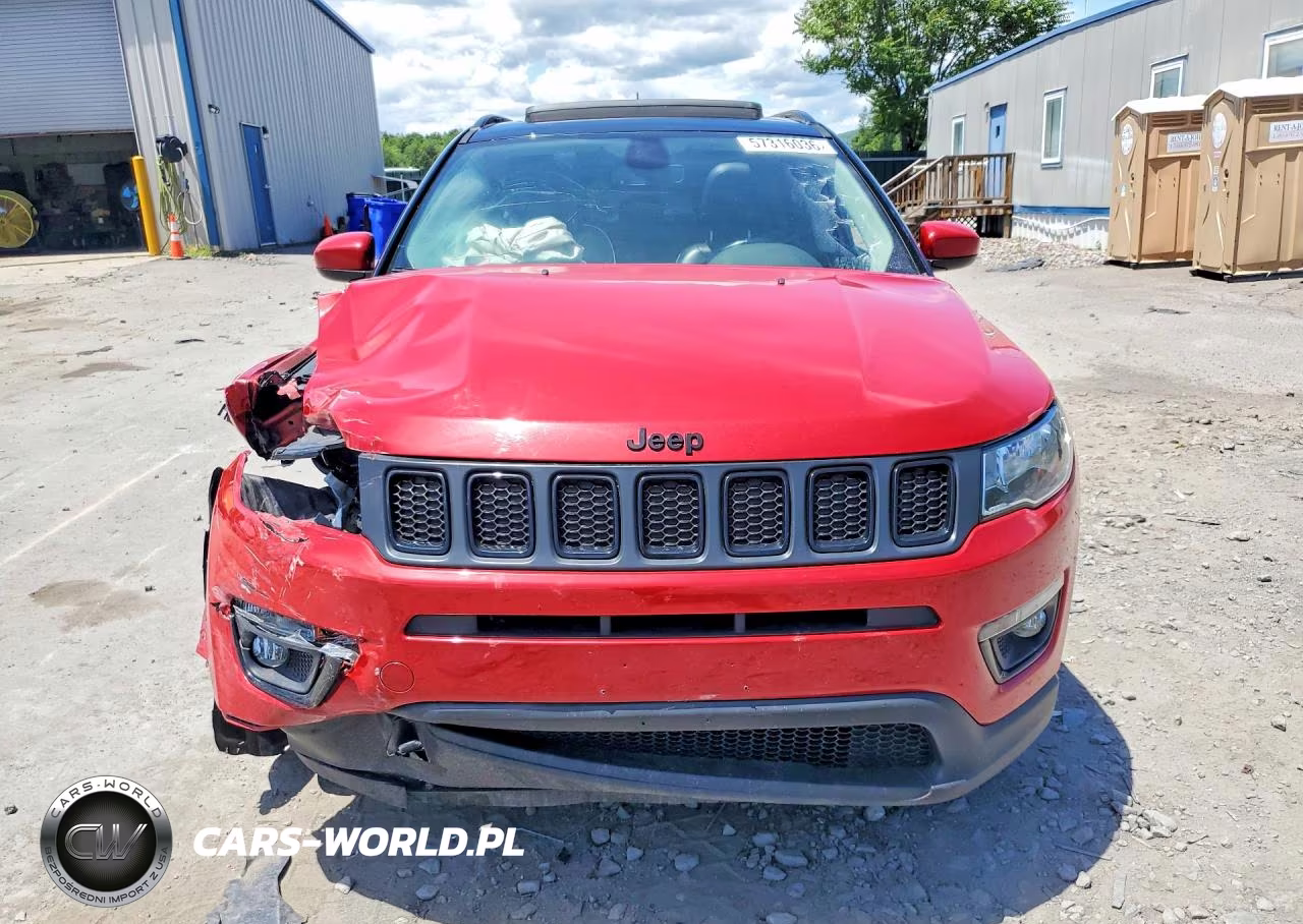 2019 Jeep Compass Latitude VIN:3C4NJDBB4KT661268 - 5