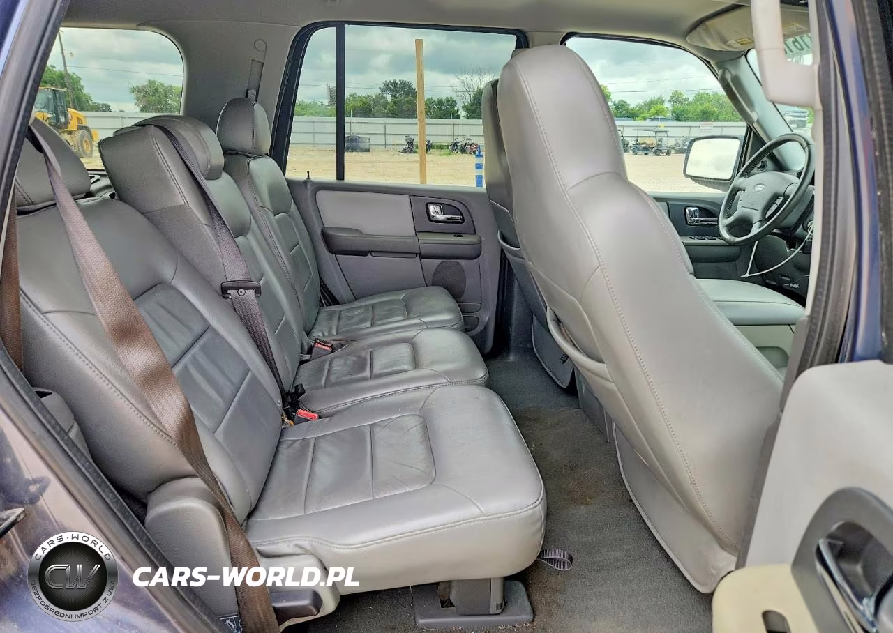 2005 Ford Expedition Xlt VIN:1FMPU15575LA46827 - 11