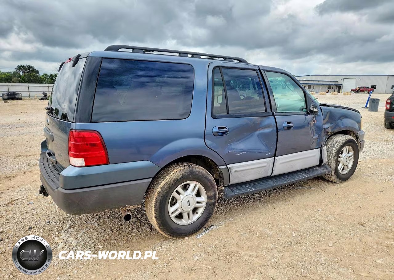 2005 Ford Expedition Xlt VIN:1FMPU15575LA46827 - 3