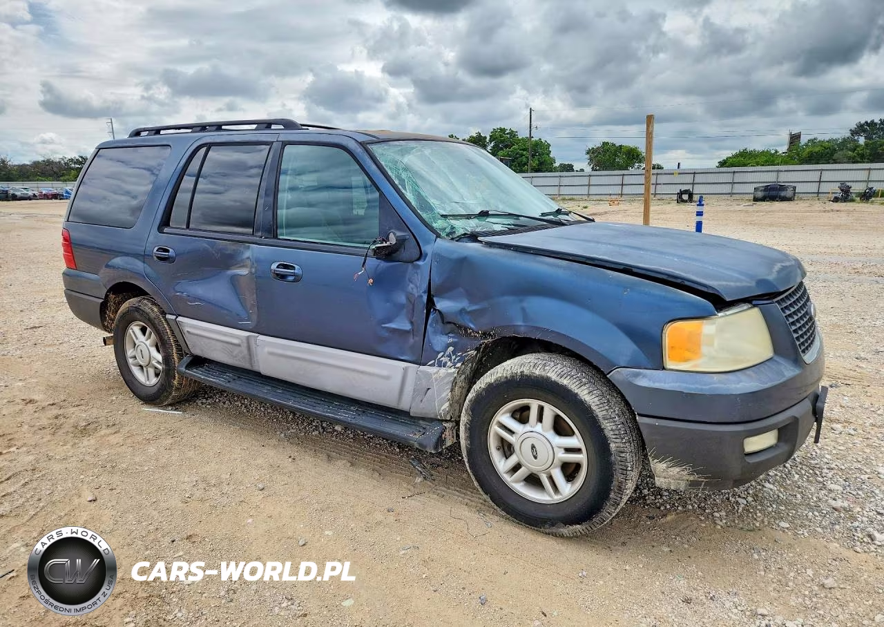 2005 Ford Expedition Xlt VIN:1FMPU15575LA46827 - 4