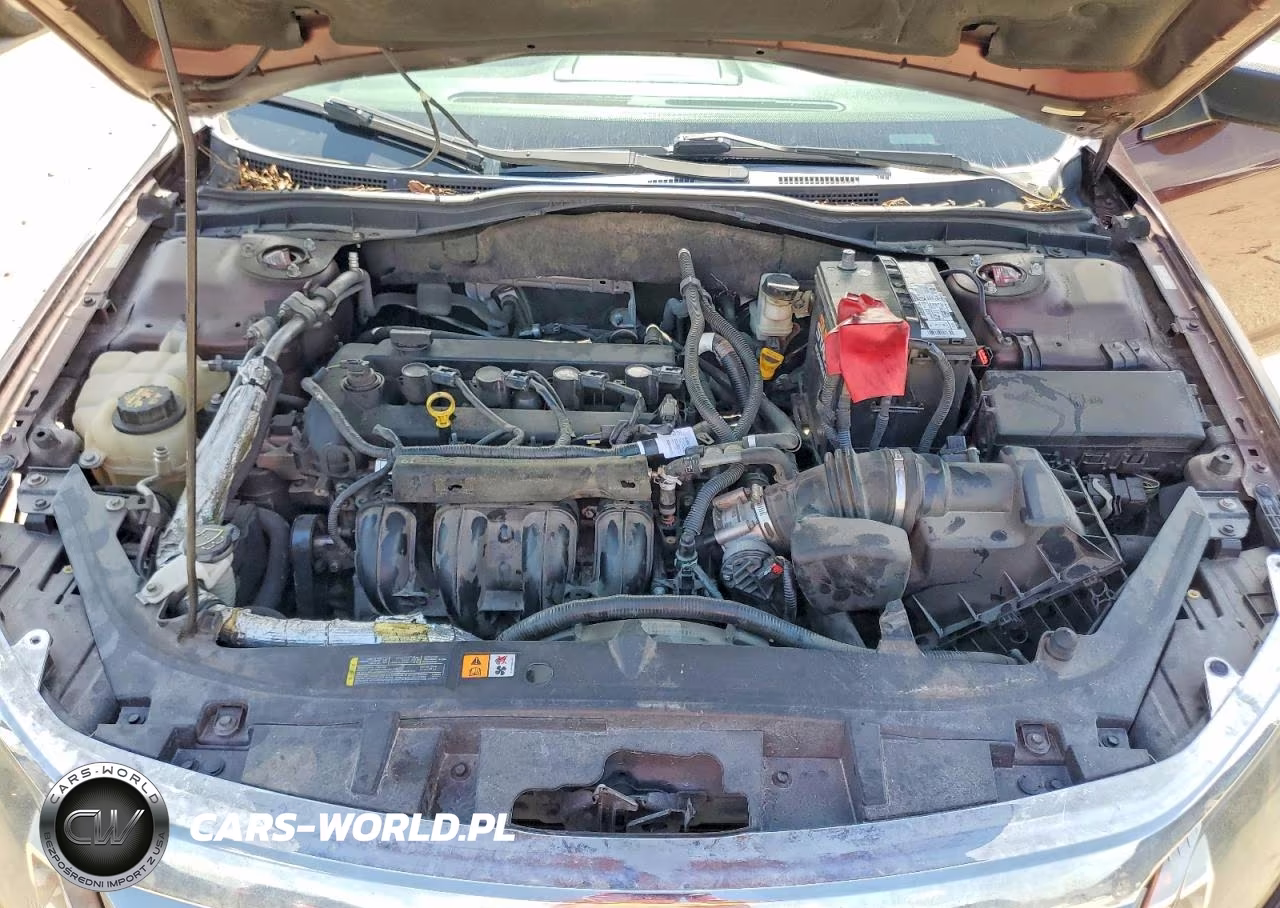 2012 Ford Fusion S VIN:3FAHP0GAXCR143657 - 11