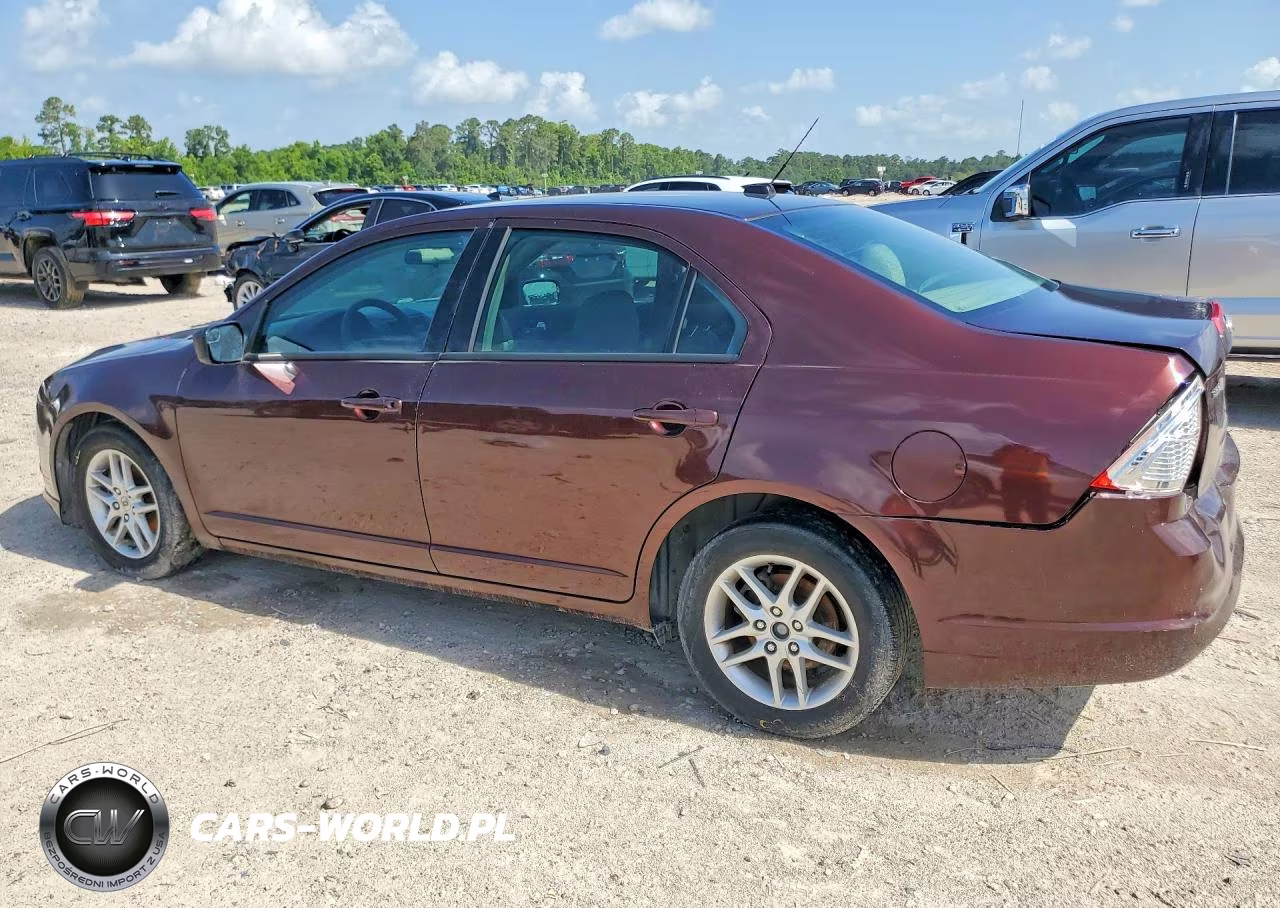 2012 Ford Fusion S VIN:3FAHP0GAXCR143657 - 2