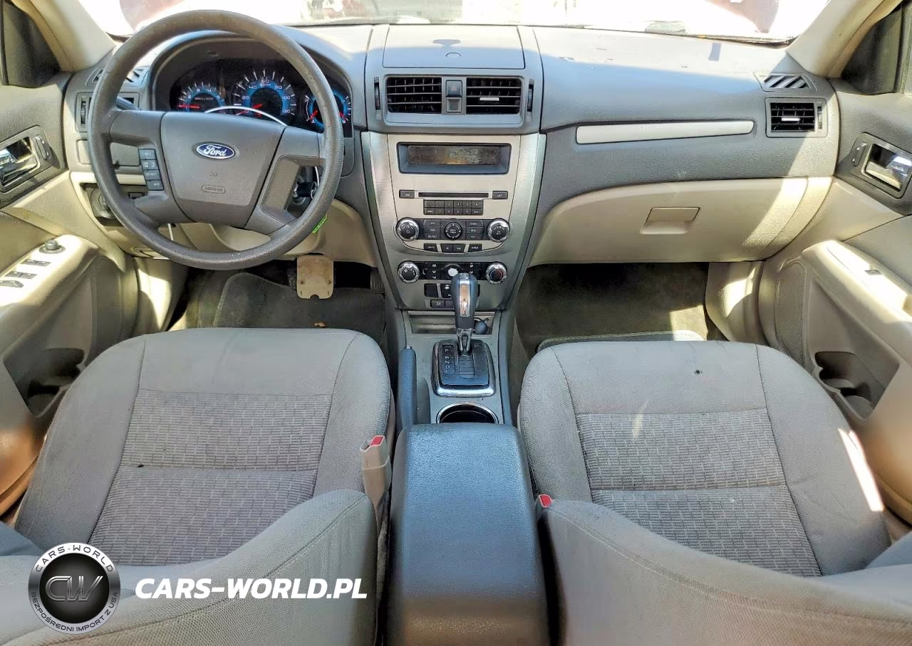 2012 Ford Fusion S VIN:3FAHP0GAXCR143657 - 8