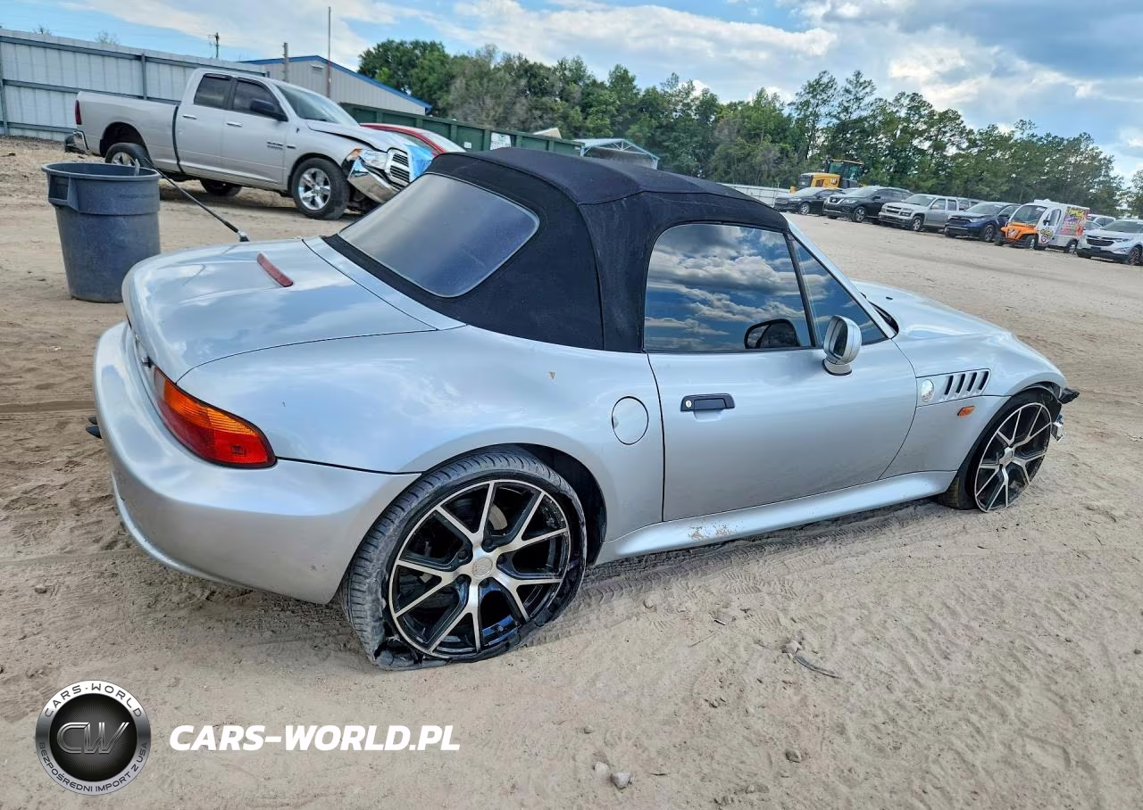 1998 BMW Z3 2.8 VIN:4USCJ3339WLG20044 - 3