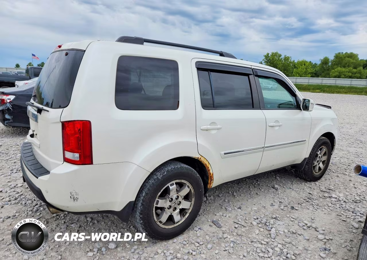 2011 Honda Pilot Touring VIN:5FNYF4H97BB505016 - 3