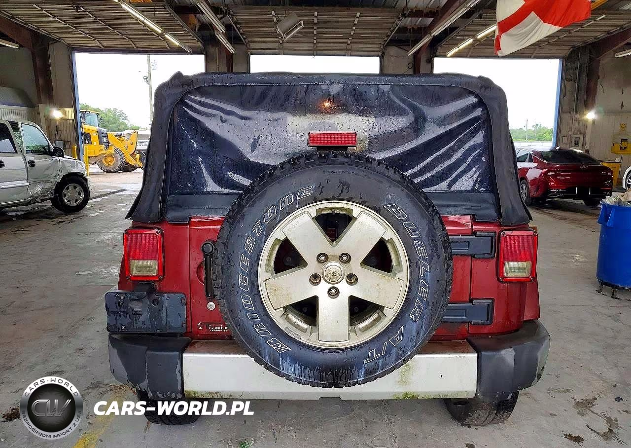 2009 Jeep Wrangler Sahara VIN:1J4FA54119L739472 - 6