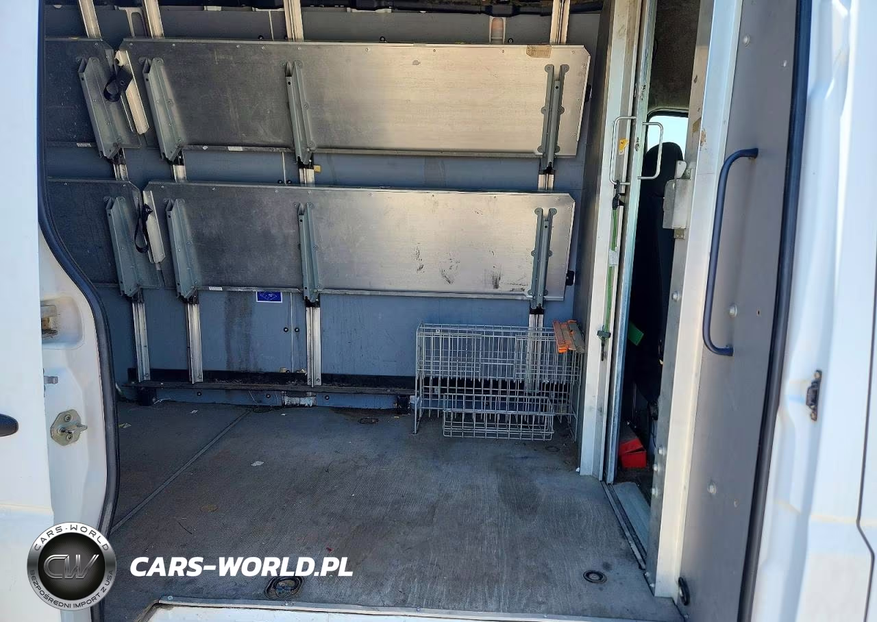 2015 Mercedes-Benz Sprinter 2500 VIN:WD3PE8DBXFP133921 - 11