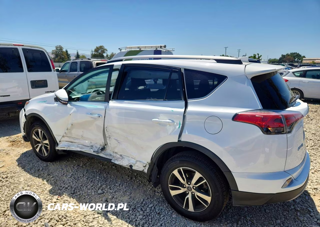 2017 Toyota Rav4 Xle VIN:2T3RFREV1HW672798 - 2