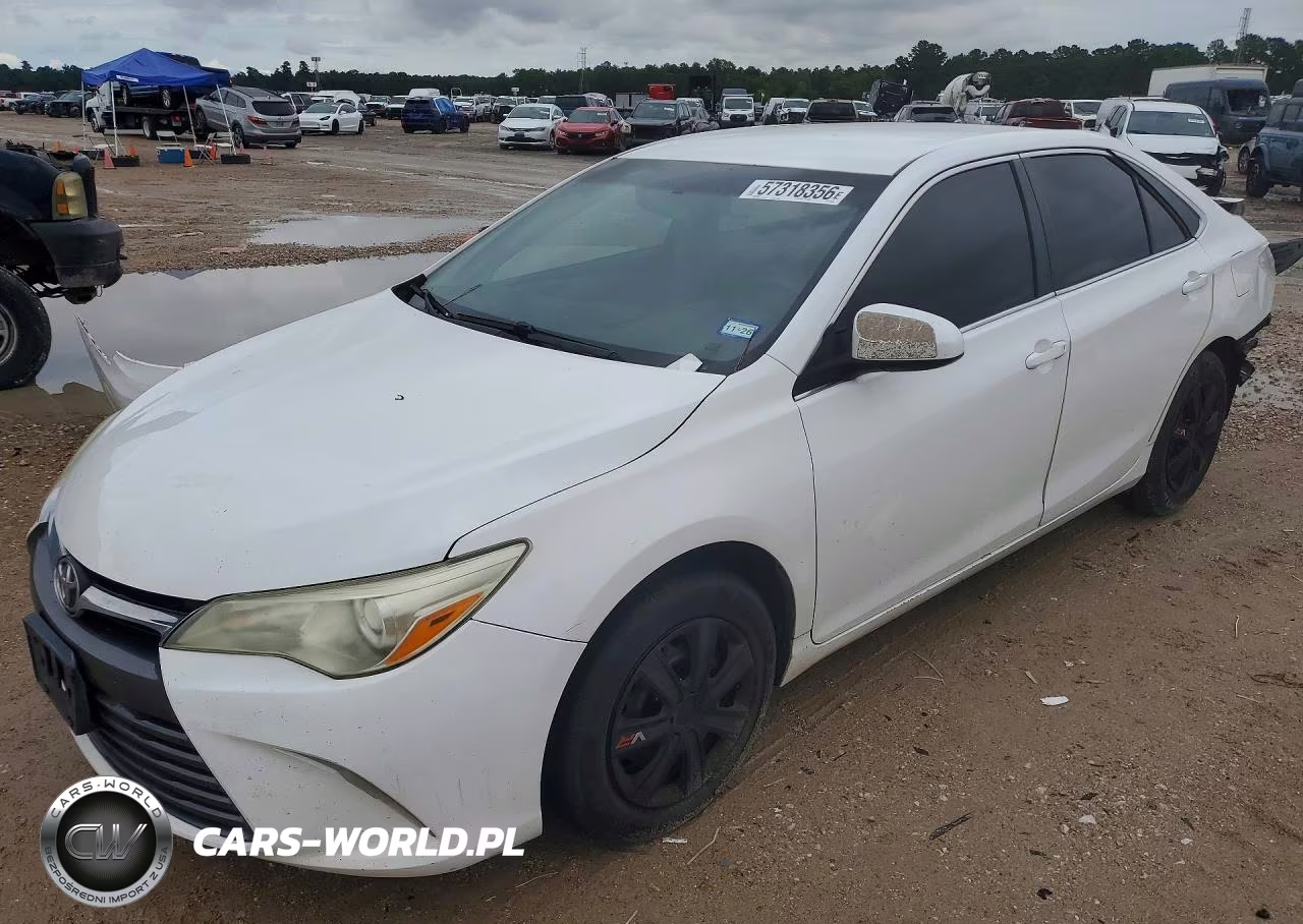 2015 Toyota Camry Le
