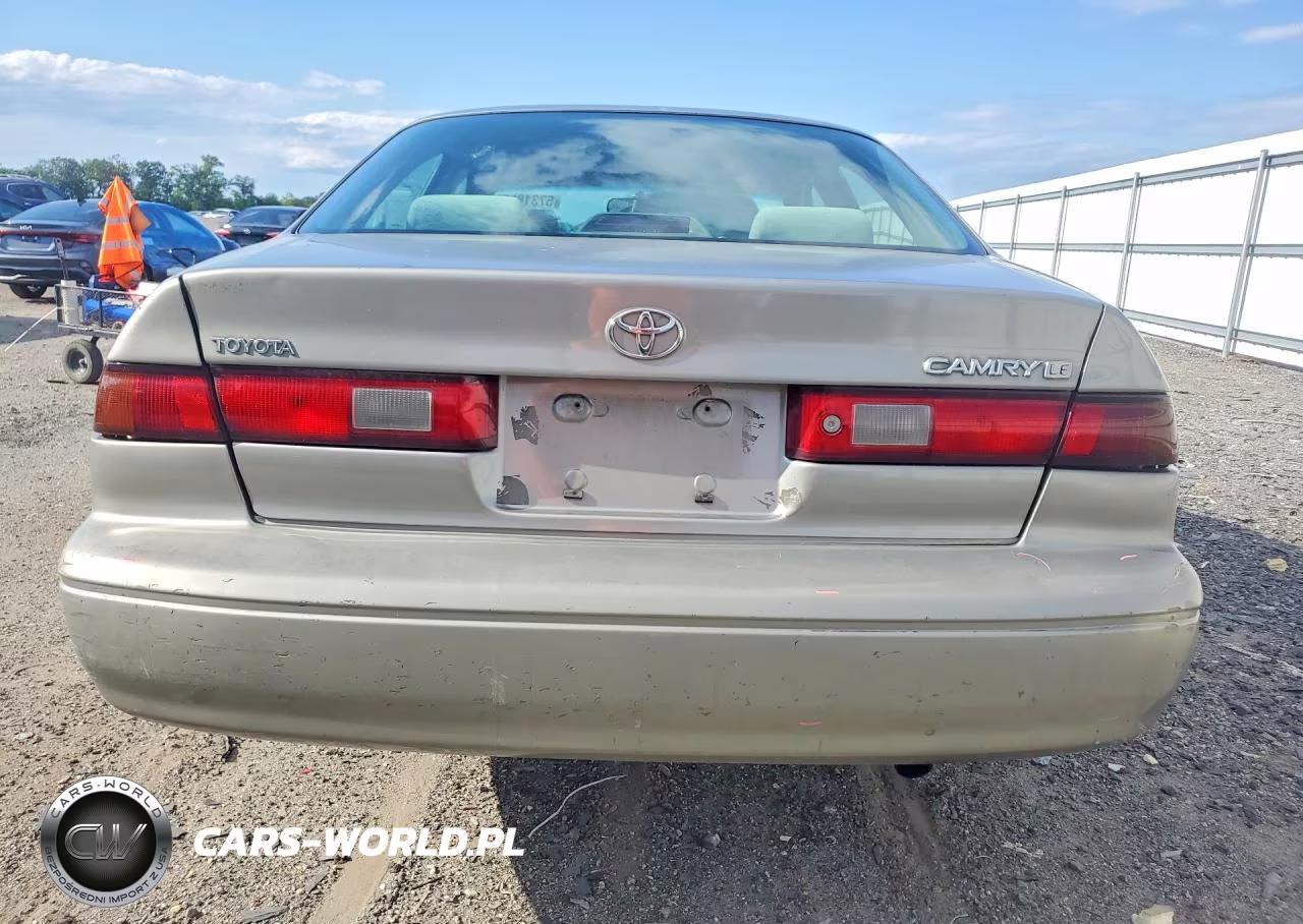 1998 Toyota Camry Le VIN:JT2BG22K0W0257644 - 6