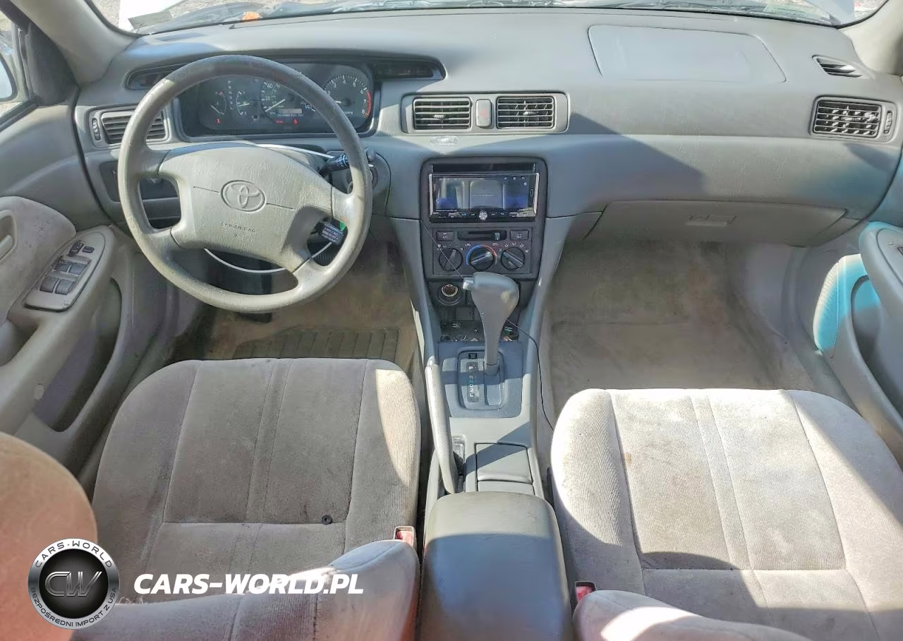 1998 Toyota Camry Le VIN:JT2BG22K0W0257644 - 8