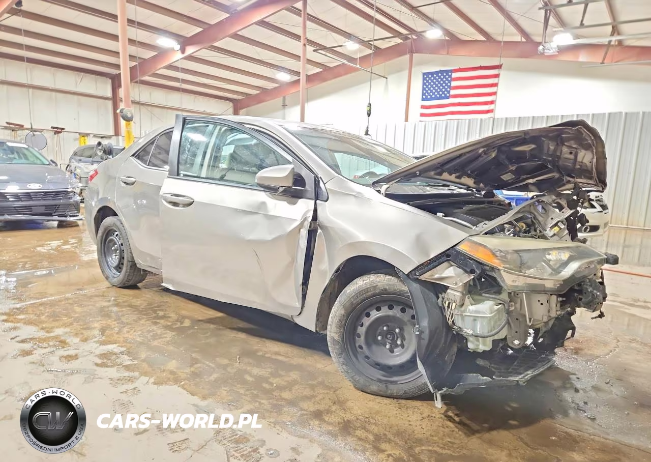 2015 Toyota Corolla Le VIN:2T1BURHE9FC235299 - 4
