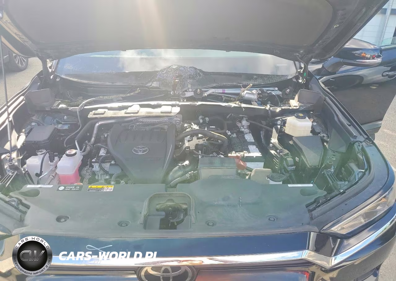 2025 Toyota Grand Highlander Le VIN:5TDAAAB54SS093878 - 12