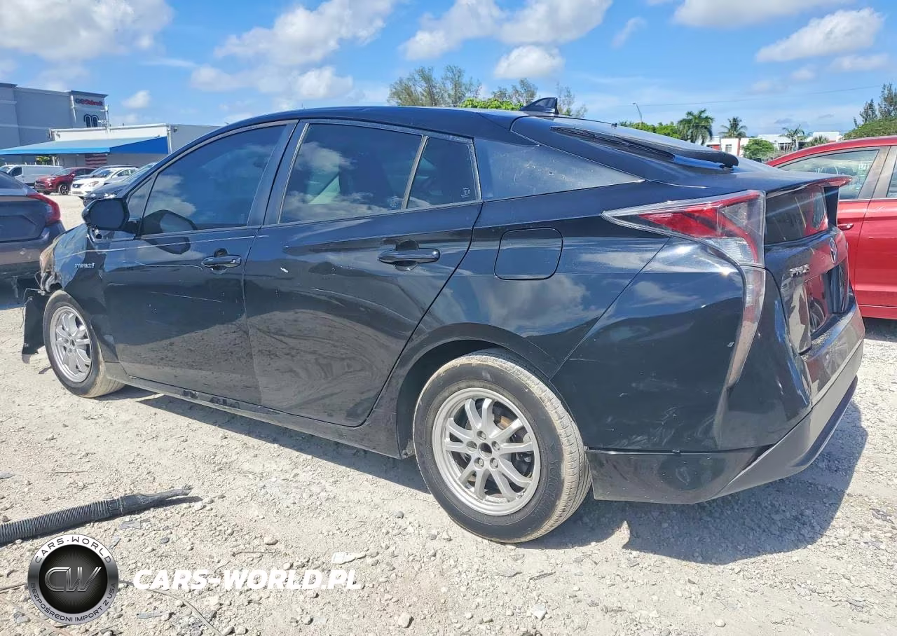 2016 Toyota Prius Four VIN:JTDKARFUXG3021645 - 2