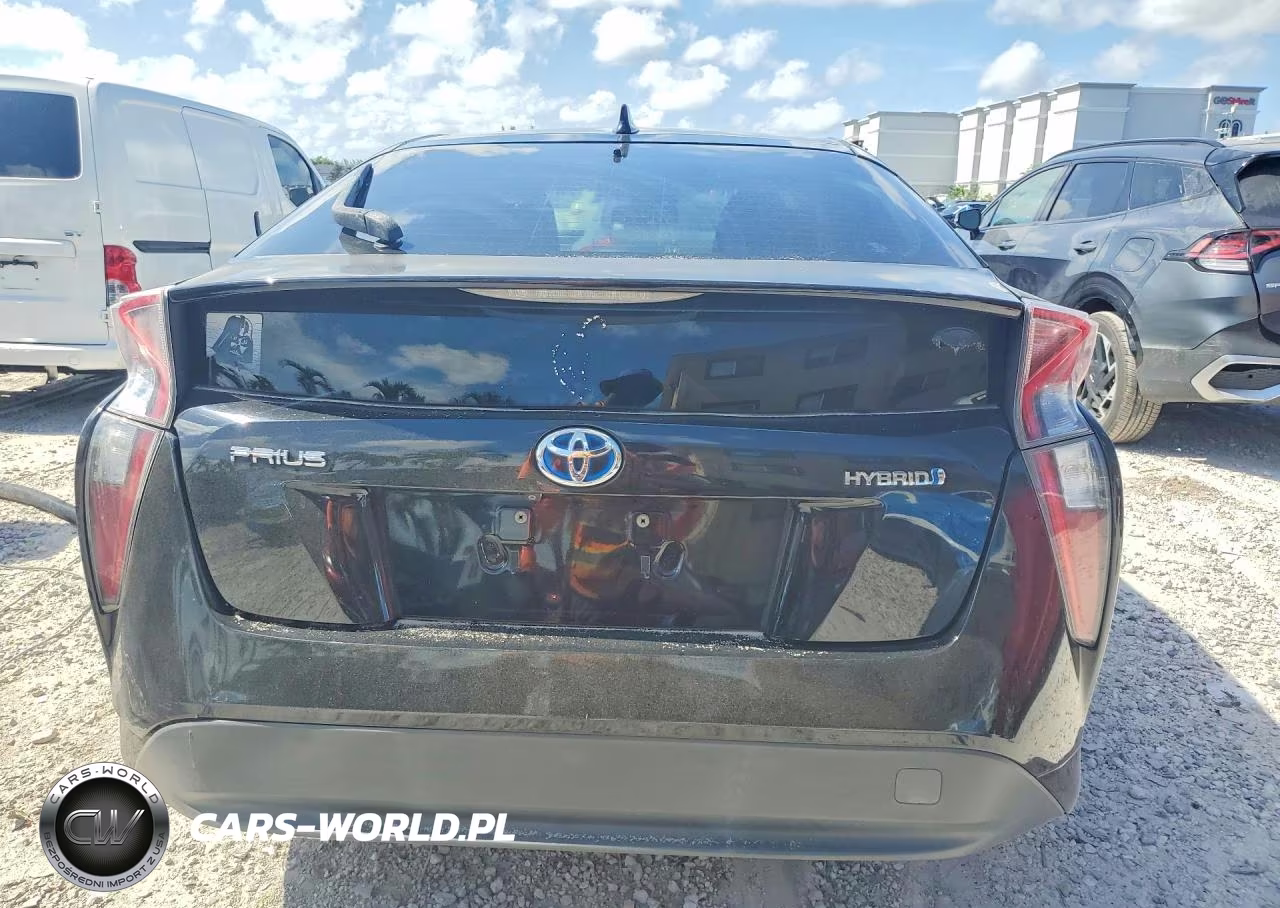 2016 Toyota Prius Four VIN:JTDKARFUXG3021645 - 6