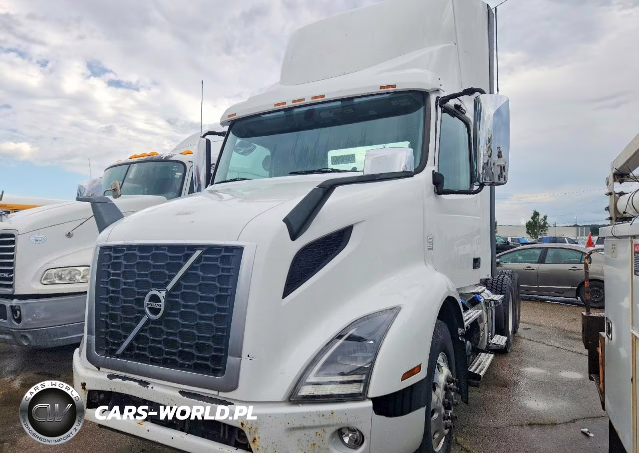 2020 Volvo Vnr Semi Truck VIN:4V4WC9EG2LN266692 - 2