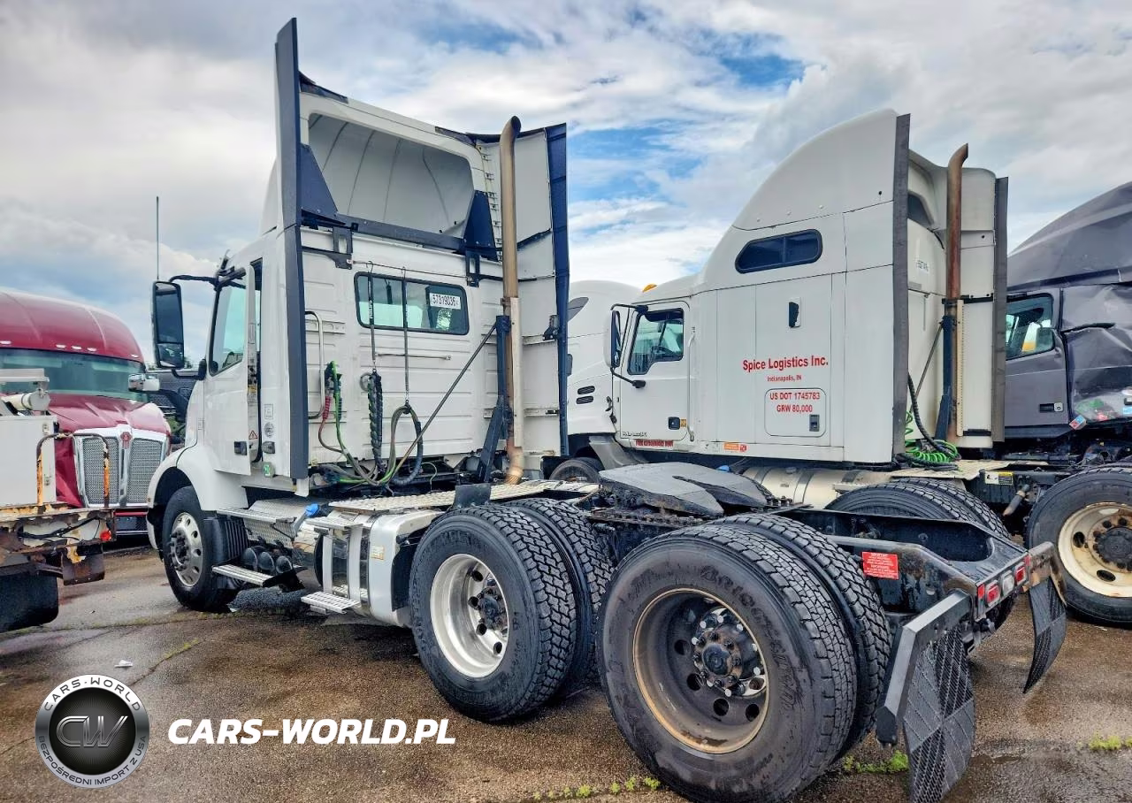 2020 Volvo Vnr Semi Truck VIN:4V4WC9EG2LN266692 - 3