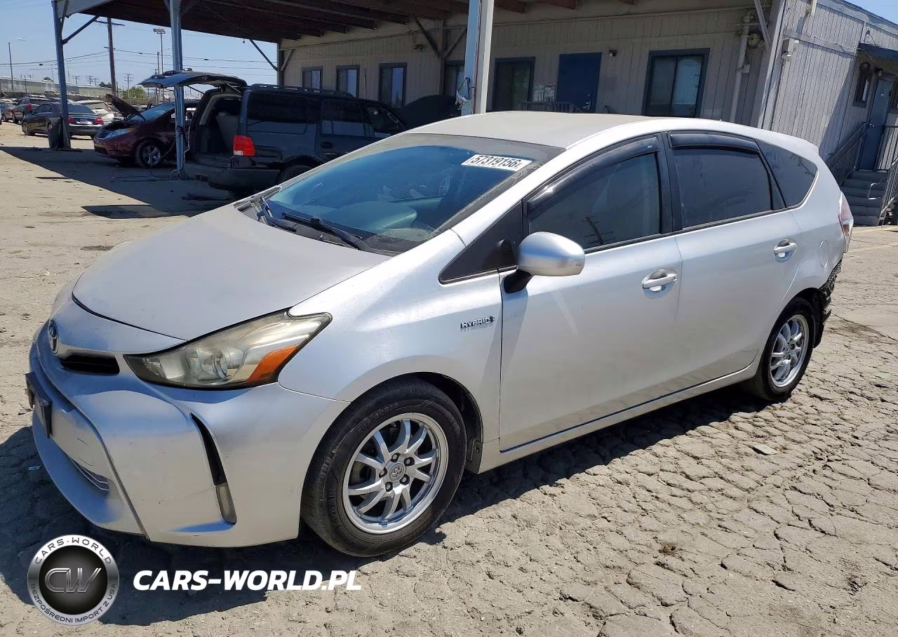 2015 Toyota Prius V Three – zdjęcie 1 z 13