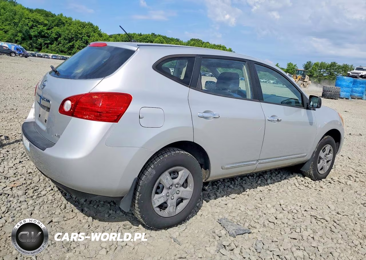 2014 Nissan Rogue Select S VIN:JN8AS5MV3EW712397 - 3
