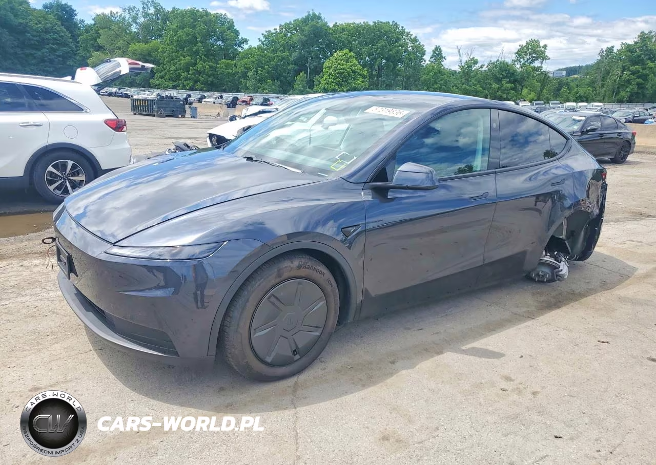 2026 Tesla Model Y – zdjęcie 1 z 13