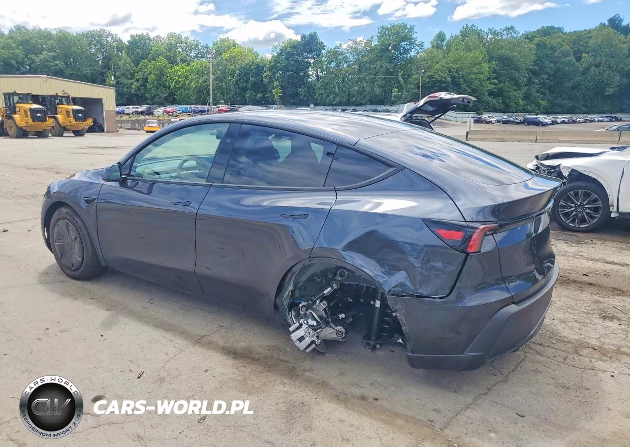 2026 Tesla Model Y VIN:7SAYGDEE9TA686264 - 2
