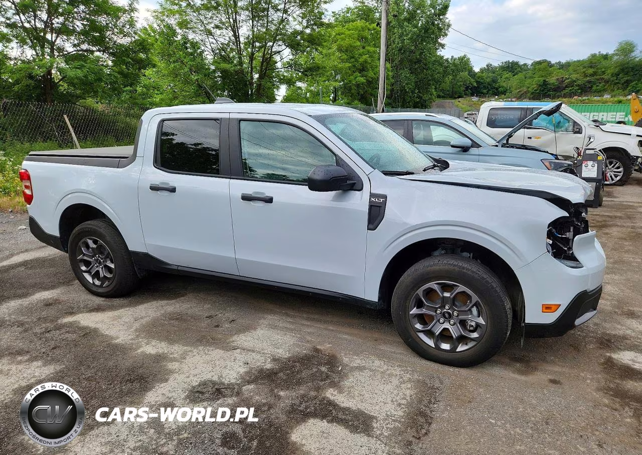 2025 Ford Maverick Xlt VIN:3FTTW8H3XSRB53433 - 4