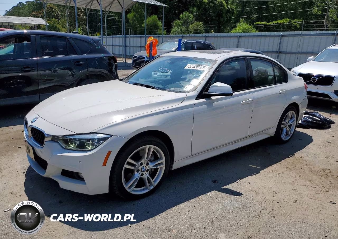 2017 BMW 330 Xi – zdjęcie 1 z 12