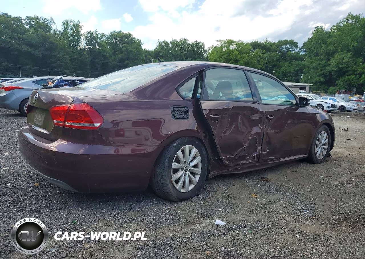 2013 Volkswagen Passat S VIN:1VWAP7A32DC046755 - 3