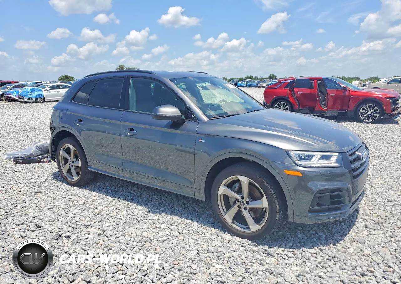 2020 Audi Q5 Titanium Prestige VIN:WA1FNAFY5L2103237 - 4