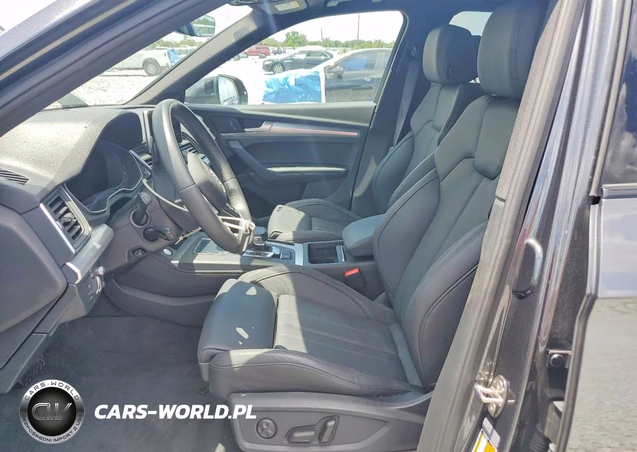 2020 Audi Q5 Titanium Prestige VIN:WA1FNAFY5L2103237 - 7