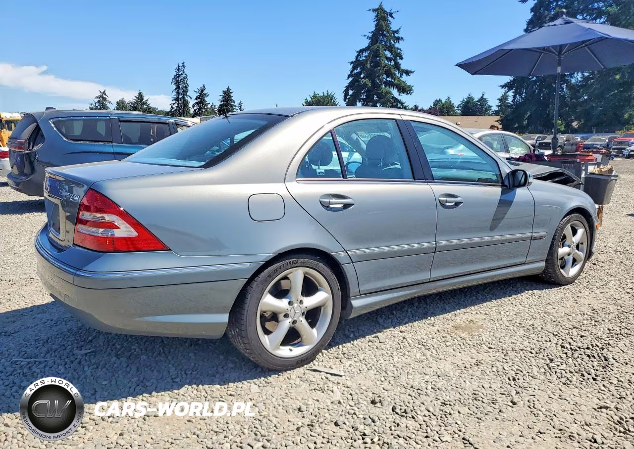 2005 Mercedes-Benz C 230K Sport Sedan VIN:WDBRF40J75F706553 - 3